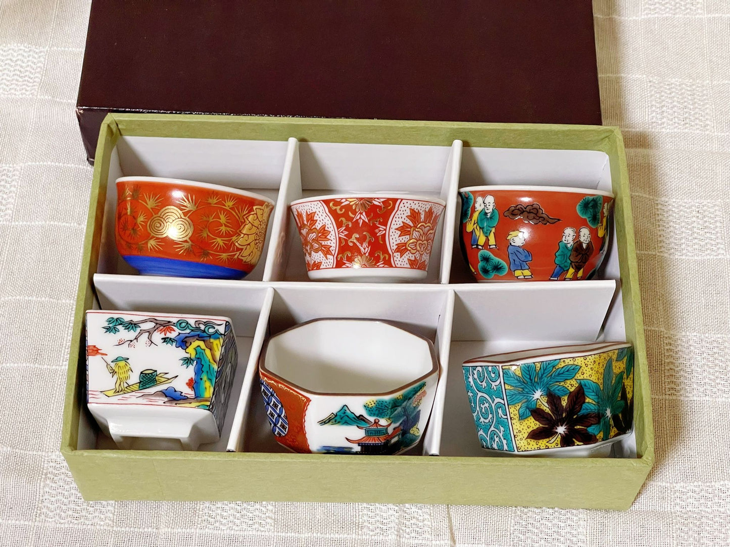 Set of 6 Japan Ceramic Kutaniyaki Sake Cups Set with Figures,Flowers,and Birds,Handmade in Japan,Ceramic Tea Cup,Exquisite Wine Cup