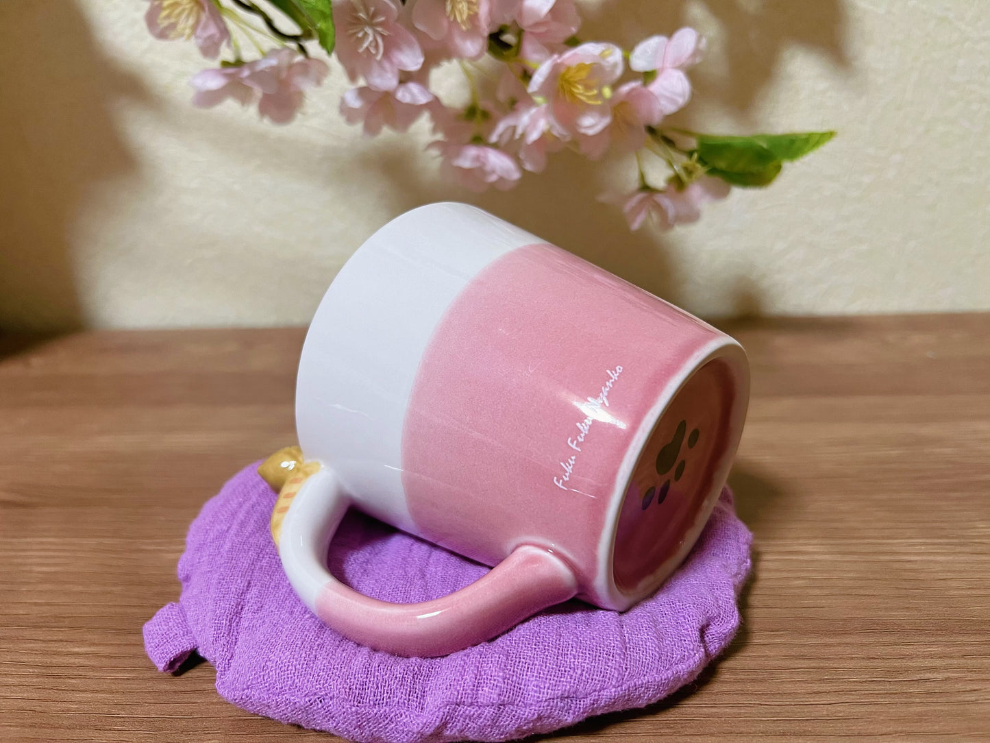 Cat mug, coaster, and spoon three-piece set. Japanese ceramics from Japan