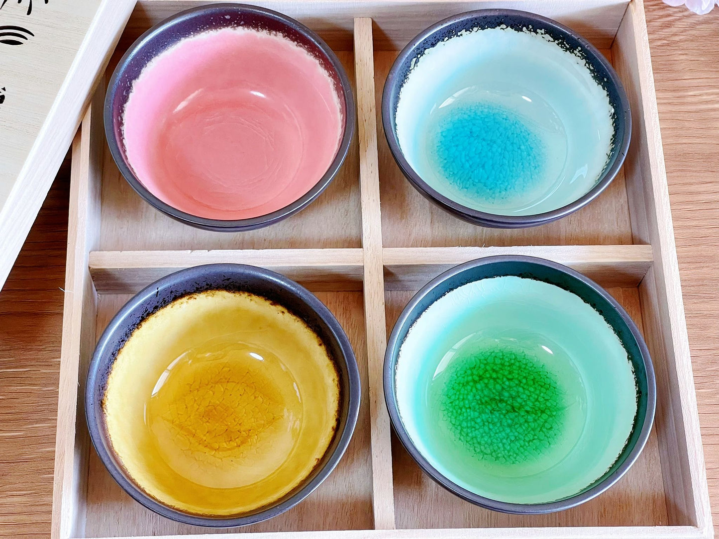 Set of 4 Handmade Mino Ware Ceramic Tea Cups Gift Box | Japanese Colorful Sake Cups in Wooden Box