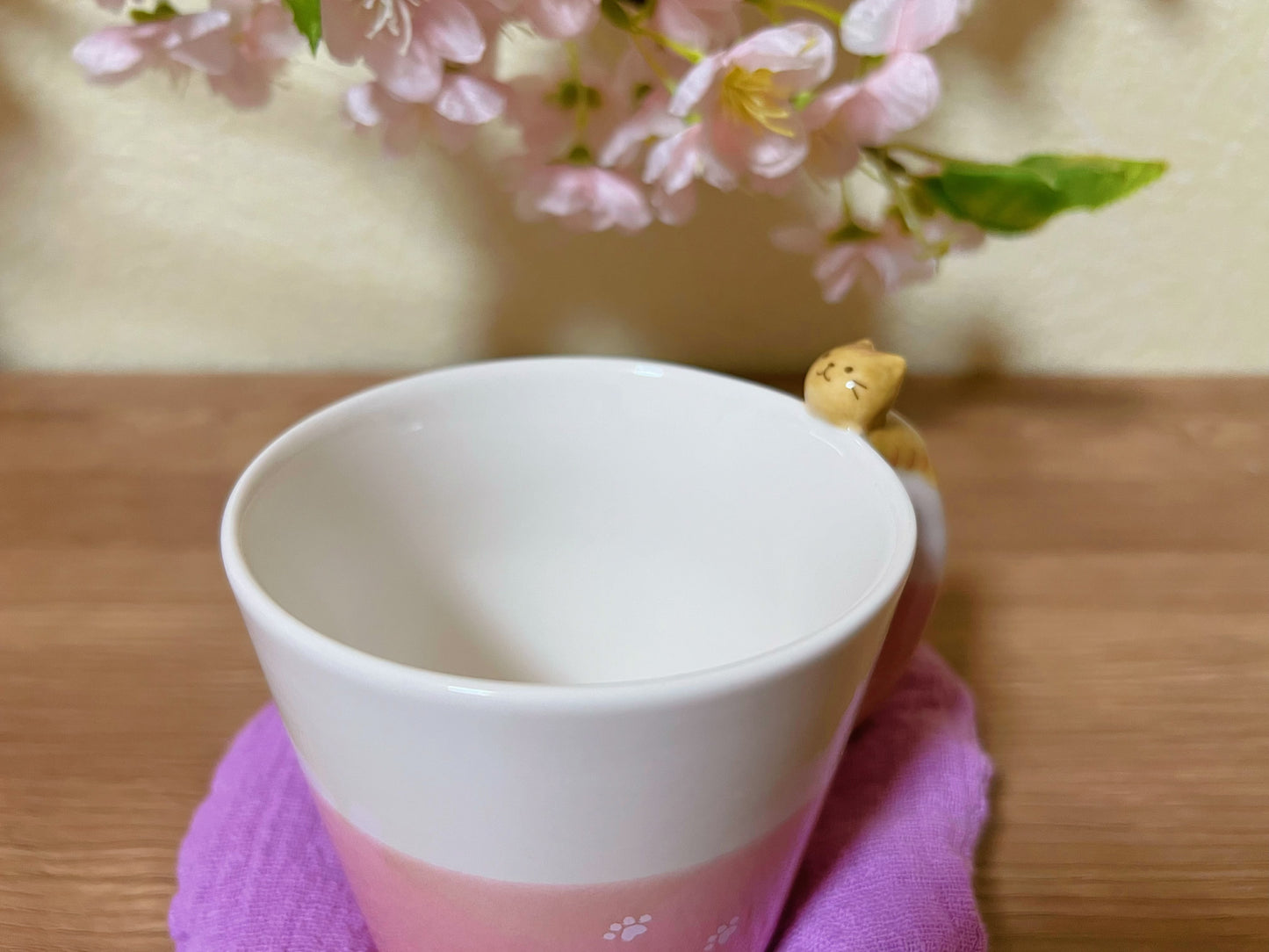 Cat mug, coaster, and spoon three-piece set. Japanese ceramics from Japan