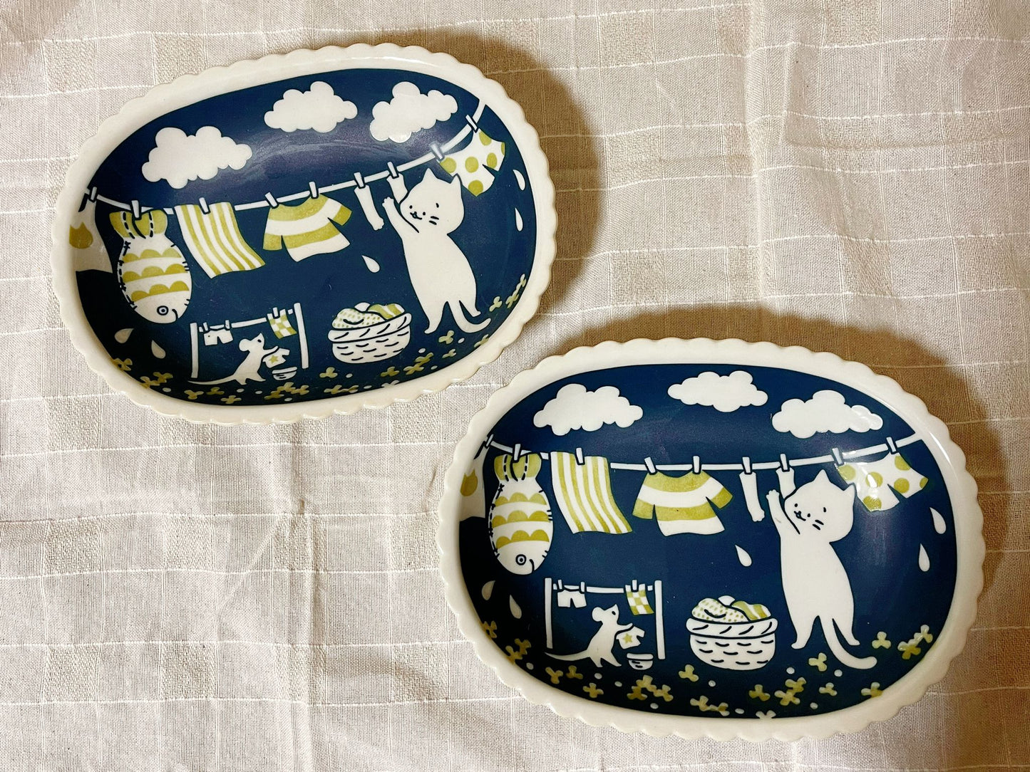 2 Piece, Mino ware Handmade Kawaii Kitty Cat small plate set,Japanese Mino yaki Cute Cat Oval Plate Kitty Sunday, Made in Japan,Gift Box