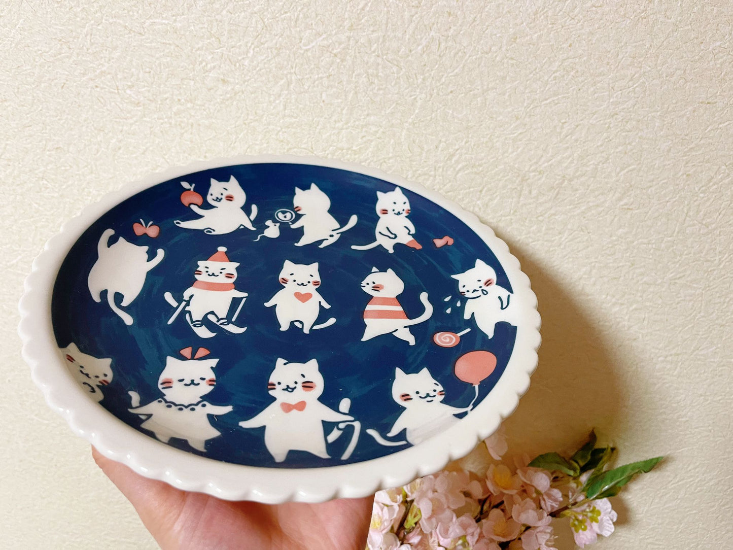 4 Piece, Japanese Mino ware Handmade Kawaii Kitty Cat Large Plate & Bowl Set, Mino yaki Cute Cat Kitty Sunday, Made in Japan,Gift Box