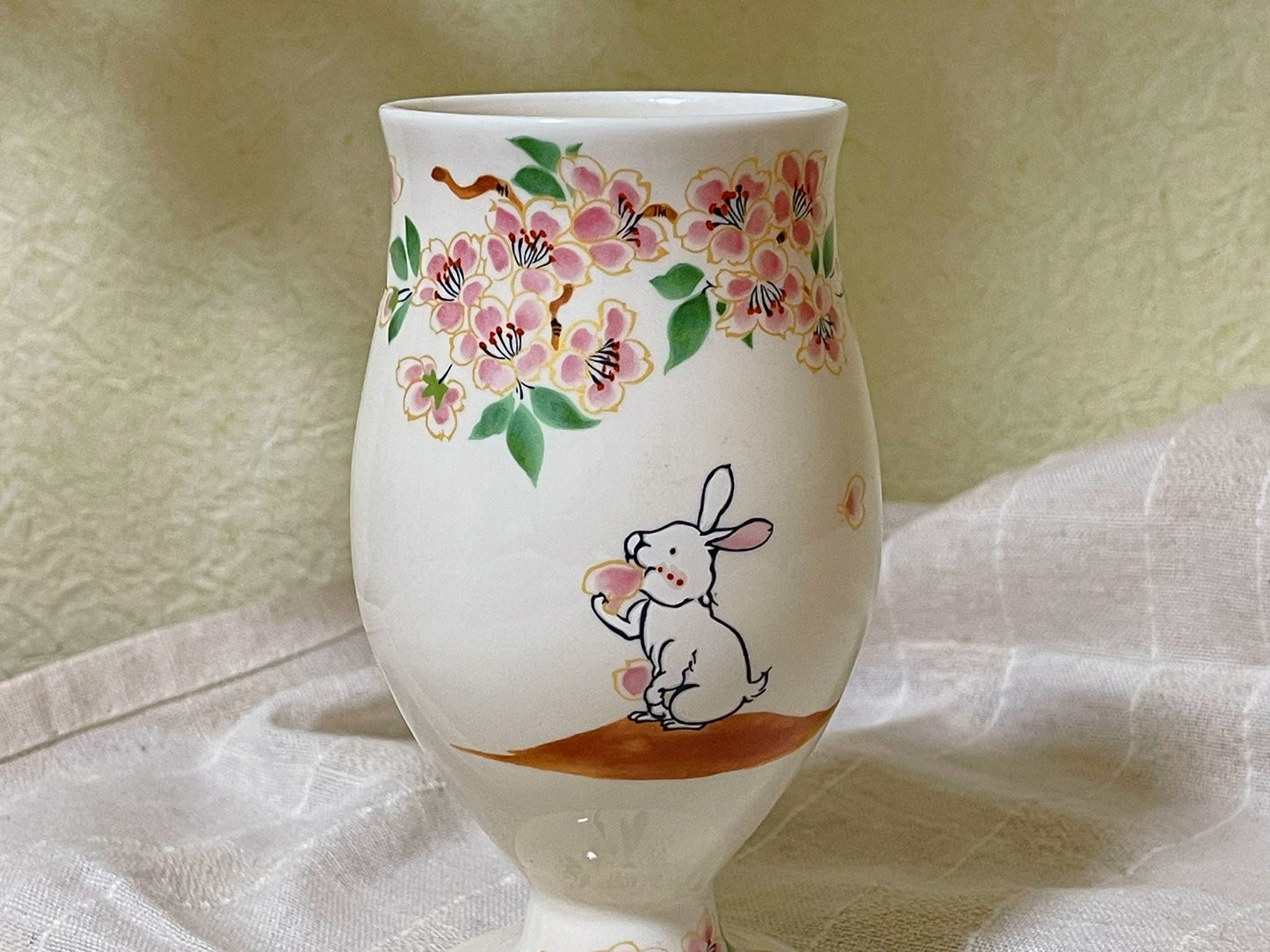 Piece Gift box,Japanese Mino Ware Handmade Sakura Rabbit Ceramic Goblet, Mino Yaki Bunny Cherry Blossoms Pattern Pottery Water/Wine Cu