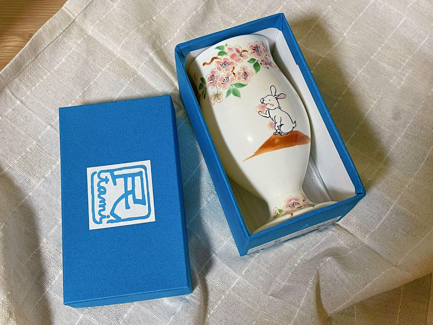 Piece Gift box,Japanese Mino Ware Handmade Sakura Rabbit Ceramic Goblet, Mino Yaki Bunny Cherry Blossoms Pattern Pottery Water/Wine Cu