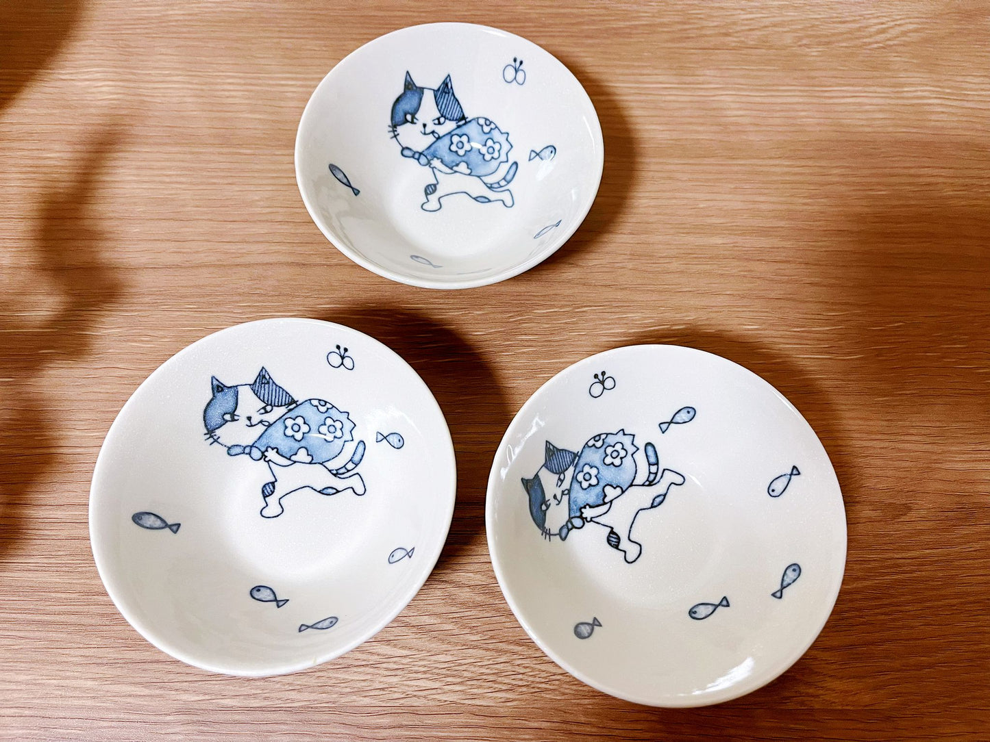 3 Pieces，Whimsical Japanese Mino Ware Ceramic Cat Bowls Bundle, Artistic Kitty Bowls Collection,Perfect for Serving Salads,Snacks & Desserts