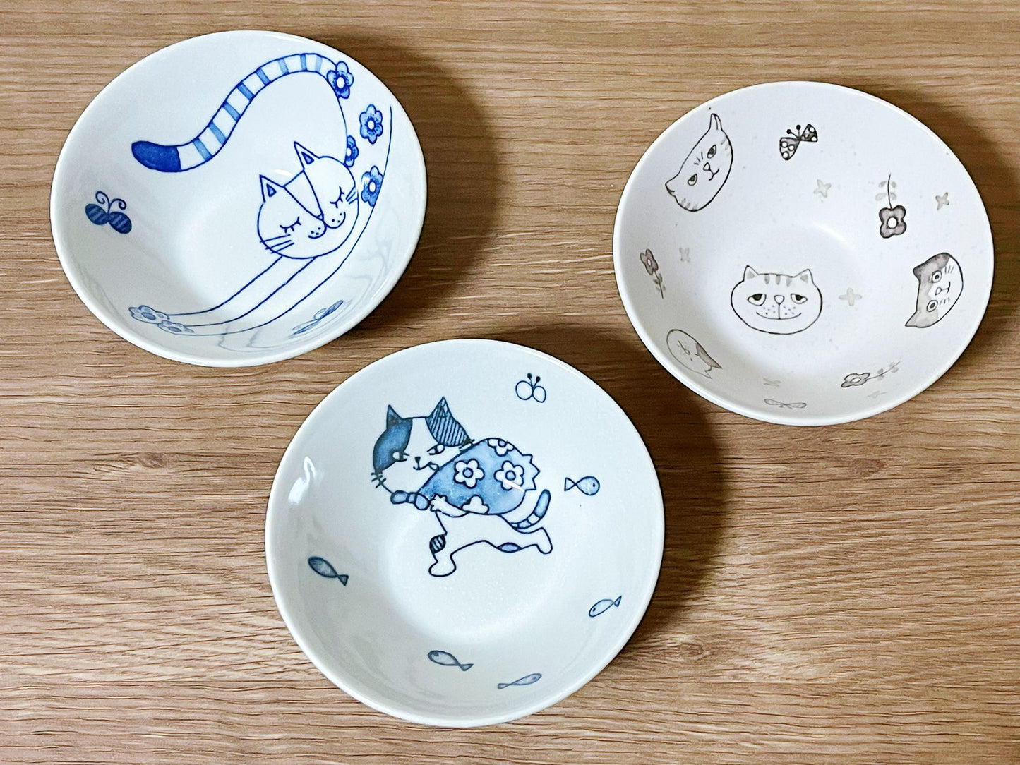 3 Pieces,Handcrafted, Authentic Japanese Mino Yaki Ceramic Cat Bowls Gift Set,Whimsical Kitty Bowls Set,Perfect for Salads,Snacks&Desserts