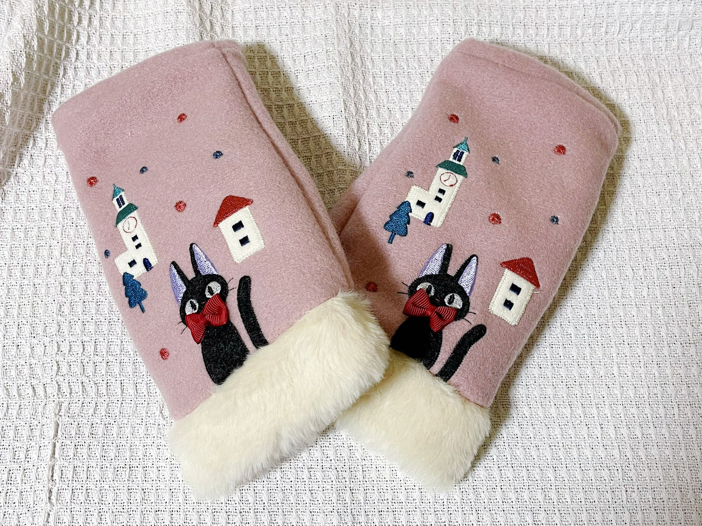 Original Ghibli Kiki Mittens • Kikis Delivery Service Gloves/Muff/Winter Clothes with Jiji Gigi • Anime Ghibli Studio Gift