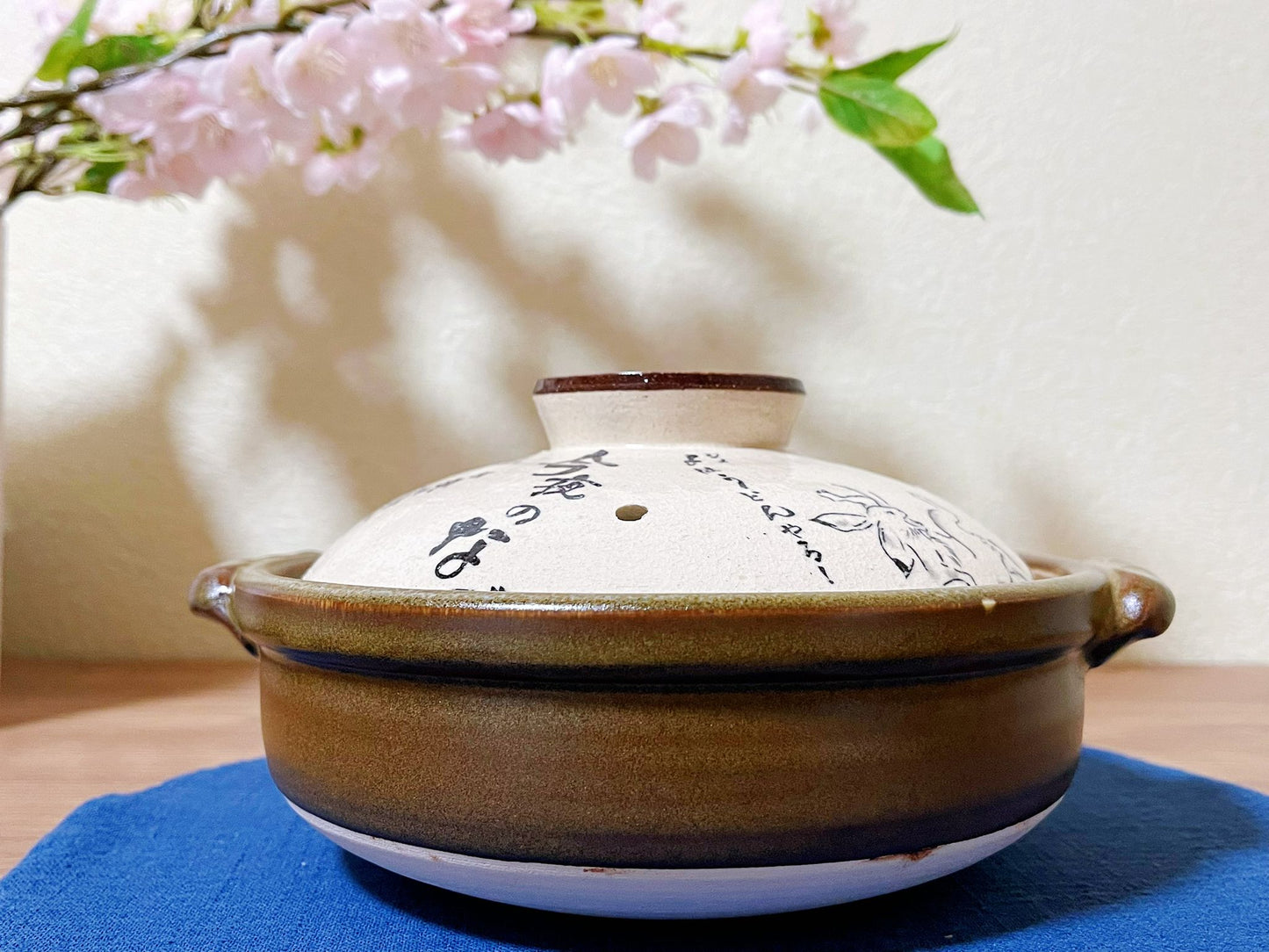 Japan Folklore Caricature Bankoyaki Japanese Ceramic Donabe Clay Pot | Handmade Cooking Pot Gas Stove & Oven for Nabemono Hotpot | Rice Pot