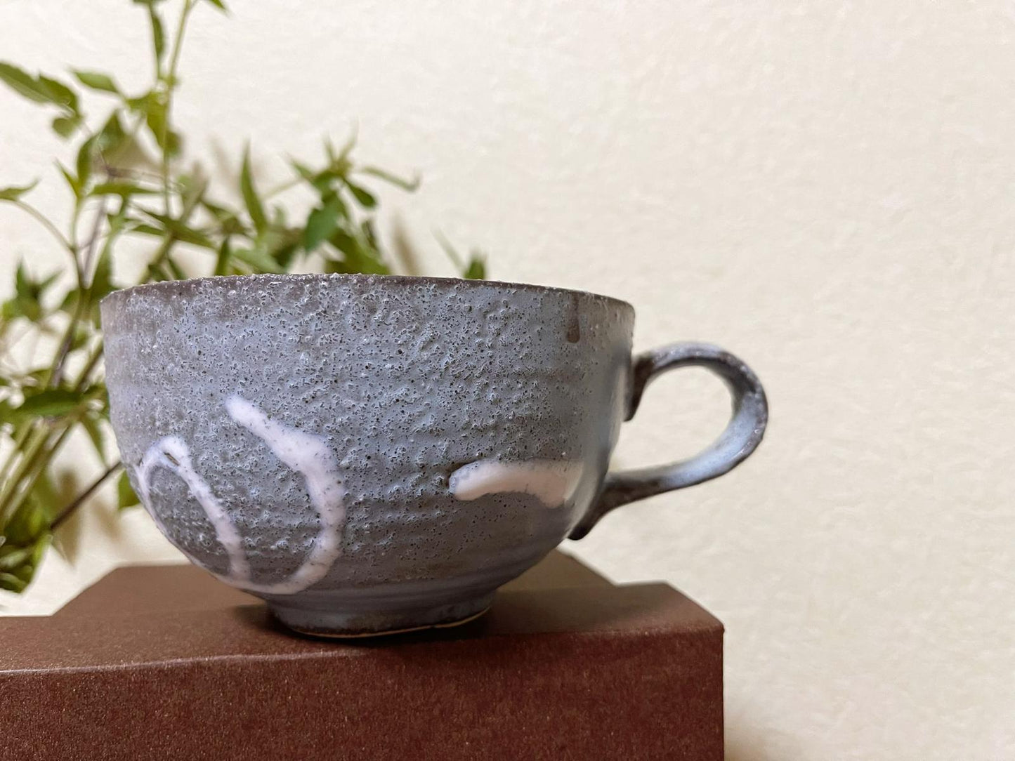 Pair of 2 Wabi Sabi Handmade Minoyaki Latte Bowl/ Soup Mug with Handle | Black & Gray Japanese Pottery Coffee, Tea, Soup Cup in Gift Box