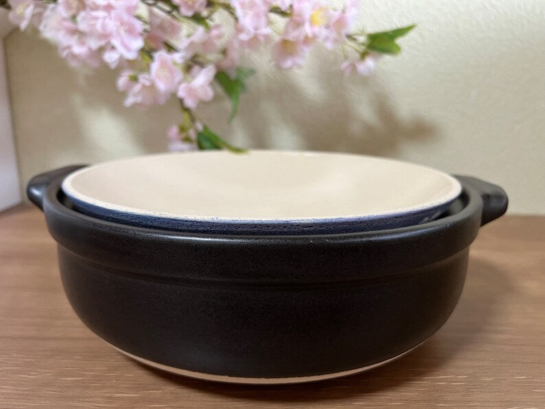 Maruyoshi Sakura Rainbow Bankoware Donabe Clay Pot / Rainbow Sakura Black Floral Bankoyaki Donabe Clay Pot | Handmade Japanese Ceramic Cooking Pot Gas Stove & Oven for Nabemono Hotpot Rice Stew